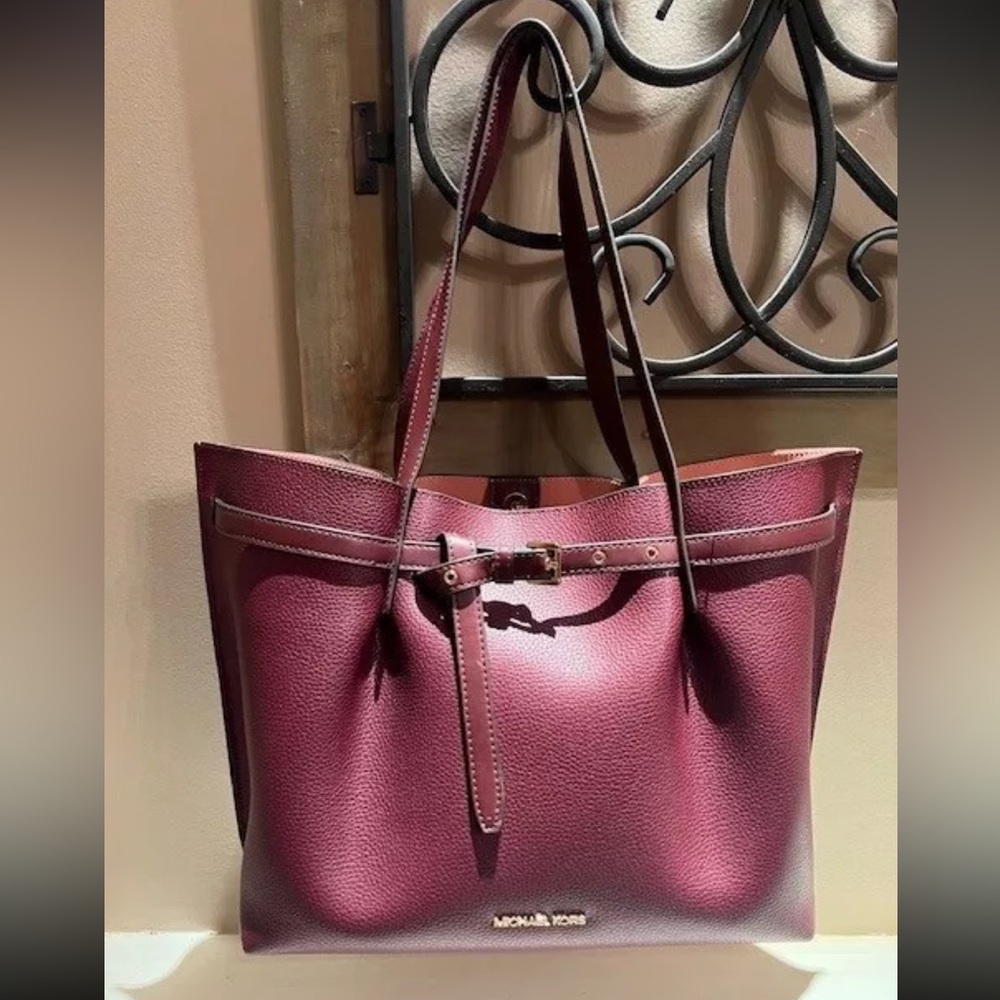 Michael Kors  Emelia Large Pebbled Burgundy Laptop Tote Bag Purse